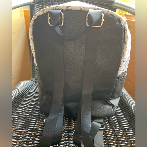 Hello Kitty small Backpack - Picture 7 of 8